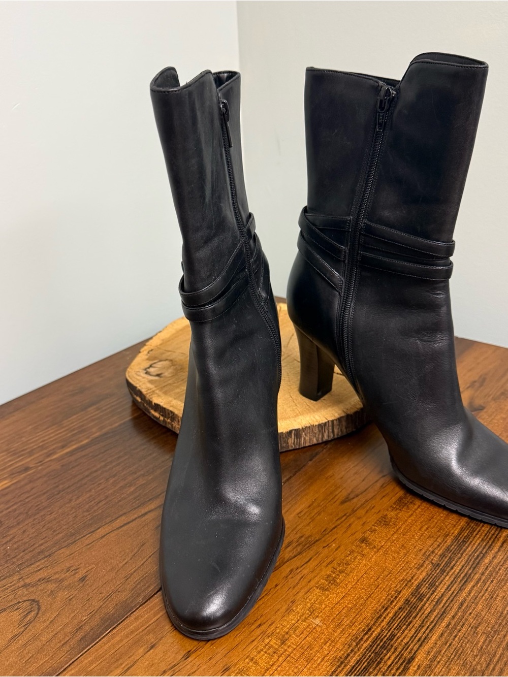 Black leather boots, size 8.5 mid calf, Worthington